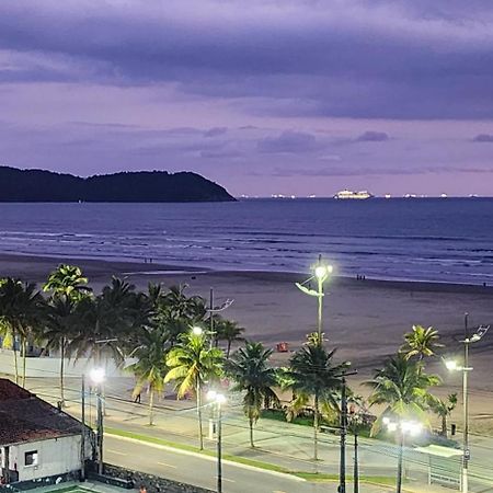 Apto Frente Mar Em Praia Grande Esterno foto